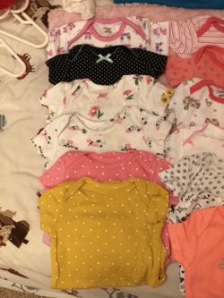 Baby girl 3to 6month onesies