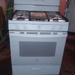 Stove/ Estufa General Electric De Gas ( Free Delivery 🚚