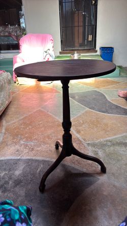 Vintage Round Table