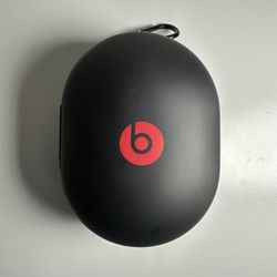 (Apple) Beats By Dre : Hard Cover Headphone Carrying Case