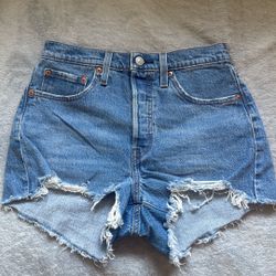 Brand new Levi’s 501s shorts 