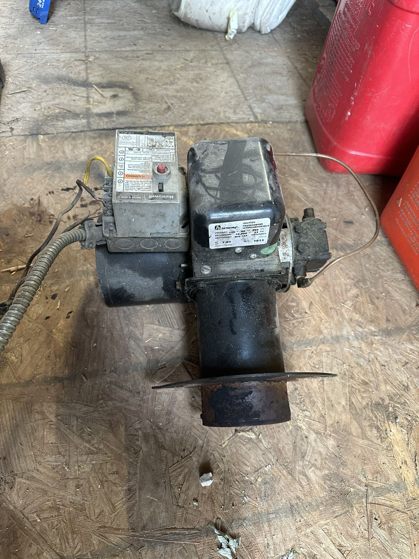 Sid Harvey Oil Burner And Oil Tank