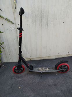 Lascoota Scooter