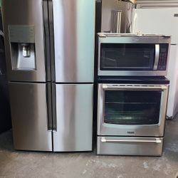 Refrigerator Samsung Flex Counter Depht,  Stove Electric And Microwave In Stainless Steel Combo 