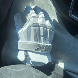 Basically New STX Lacrosse Gloves