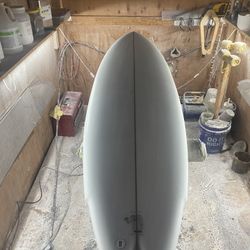7’6 Handmade Surfboard For Sale