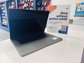 MacBook Pro 2018 16gb ram 512gb ssd