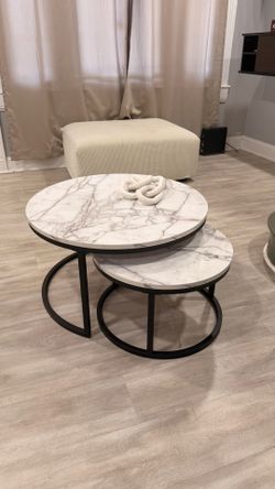 Living room table/ Coffee table