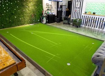 PuttView P12 - Putting Golf Simulator - Like New - Spokane, WA