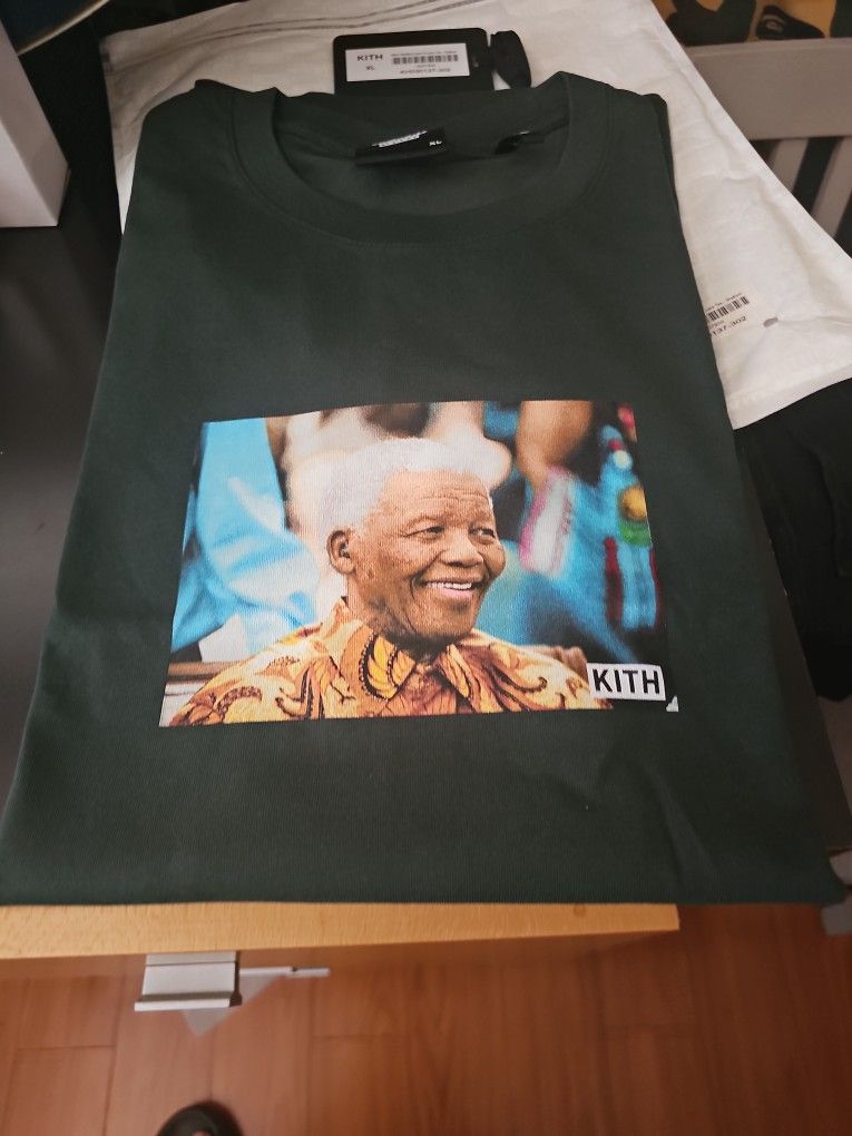 KITH X MANDELA LEARN TO LOVE  TEE