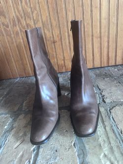 3” heel brown boots