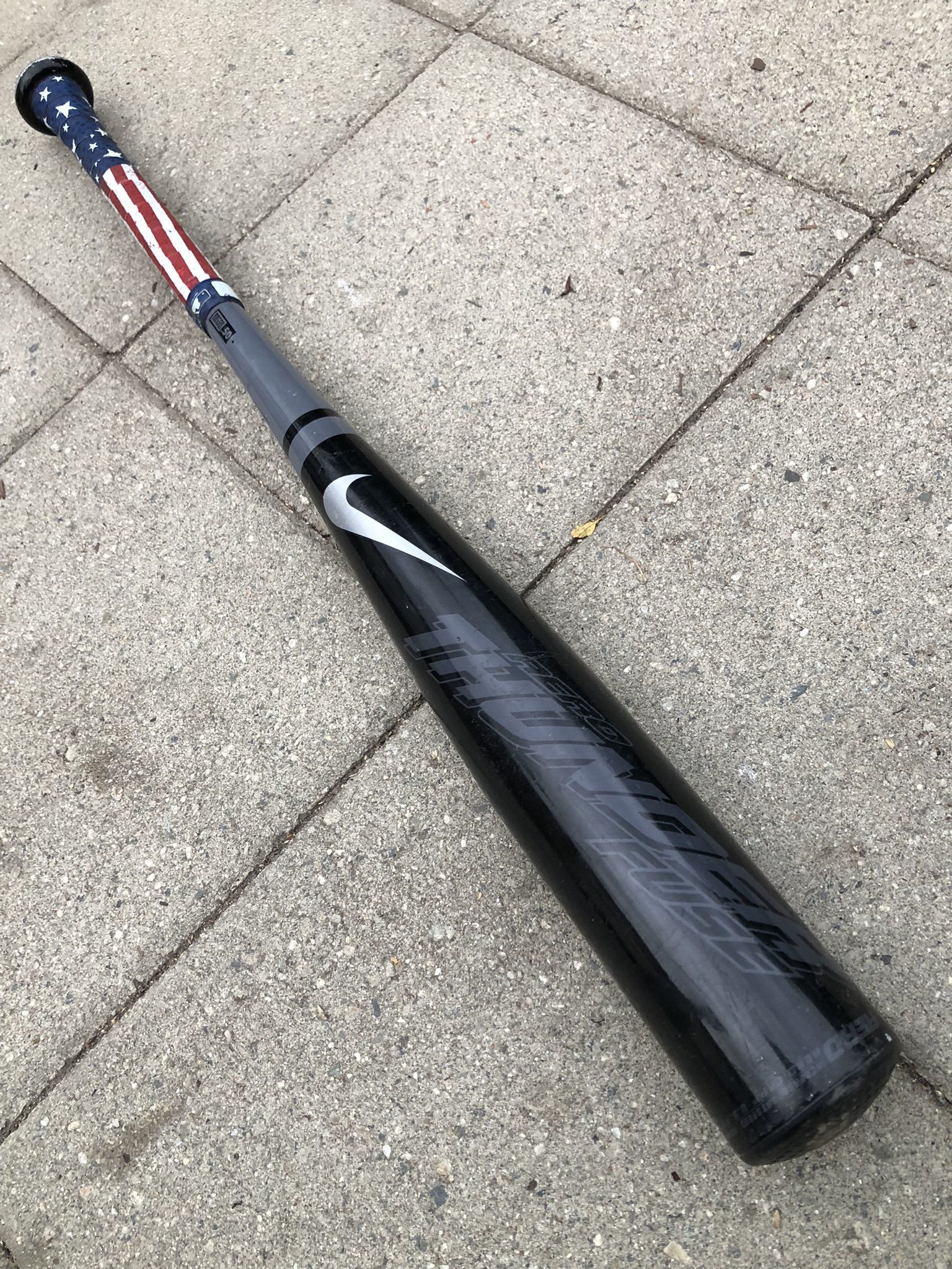 Nike Aero Thunder Fuse Baseball Bat BBCOR Baseball Bat 29” -3 $50 firm Have More Baseball And Softball Equipment Available 