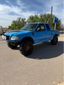 2000 Ford E-150