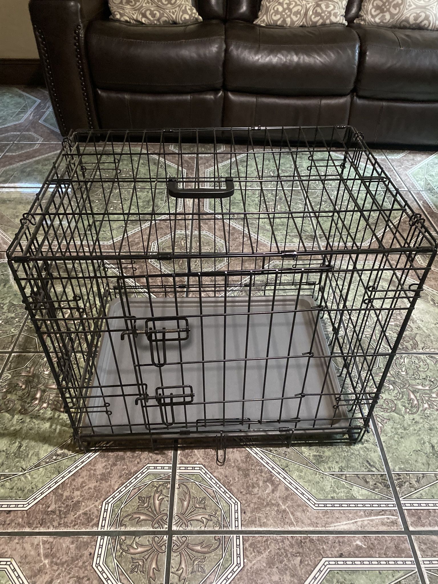 Dog Cage / Crate