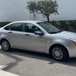 2011 Ford focus SE