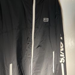 Levi's Black  Spell Our Logo Nylon Windbreaker Jacket Men's Extra Large Packable Hood