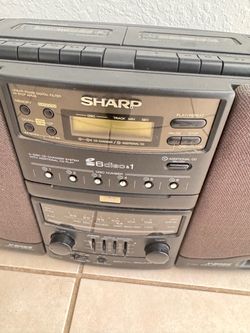 Sharp WQ-CH600 Retro Portable BOOMBOX Recorder. The CD is no working.