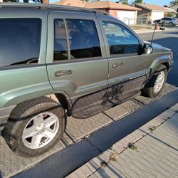 2003 Jeep Grand Cherokee Laredo