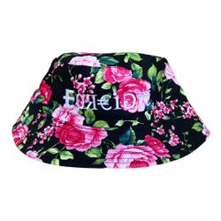 Foreign dreams Bucket Hat 