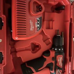 Milkwaukee Corless Drill