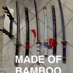 NEW 30in ANIME COSPLAY RORONOA ZORO BAMBOO SWORDS (SET OF 3 with Stand)