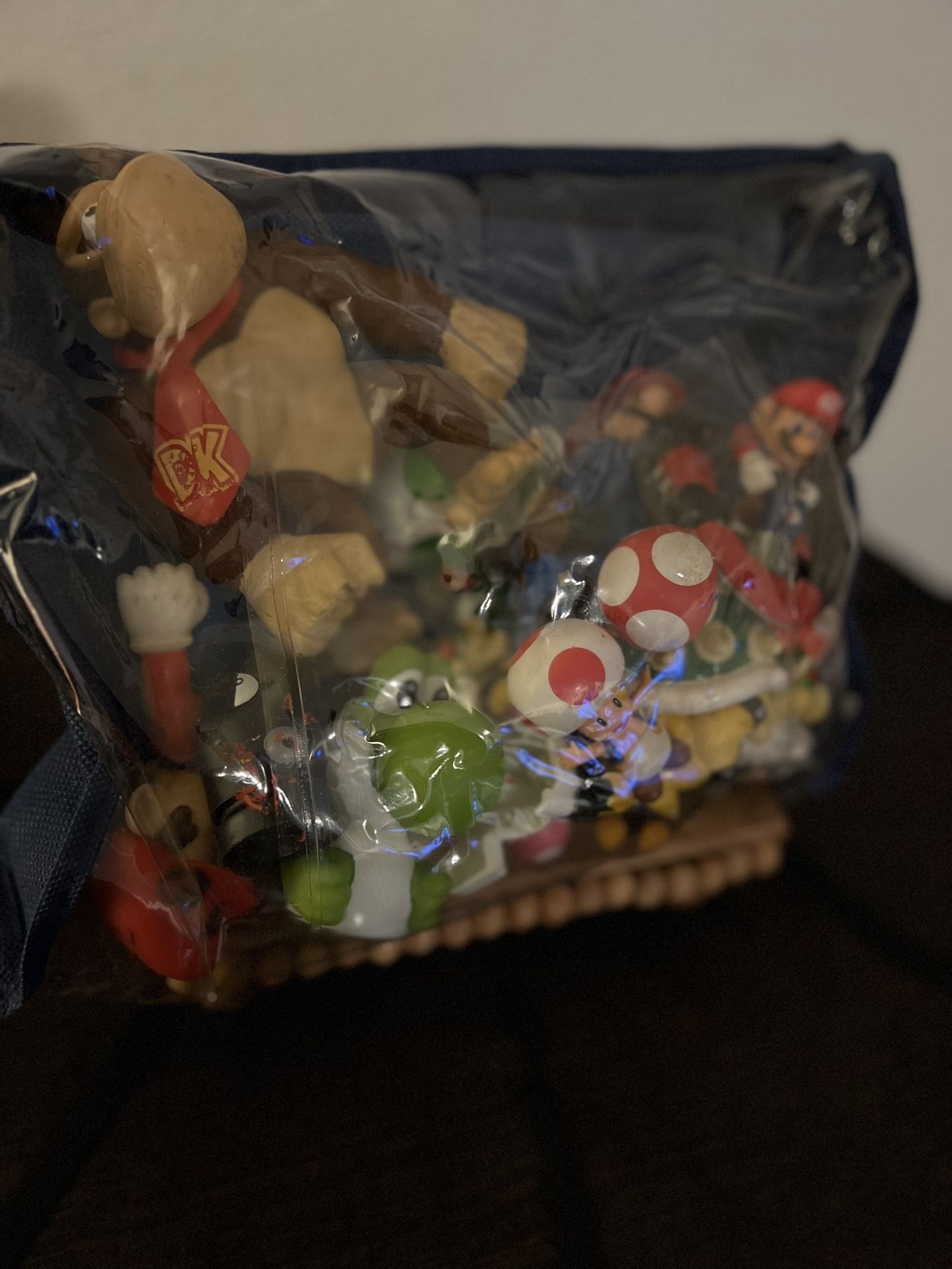 BAGGIE FULL OF MARIO BROS TOYS 