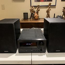 ONKYO RECEIVER (CR-N755) AND SPEAKERS (D-055)