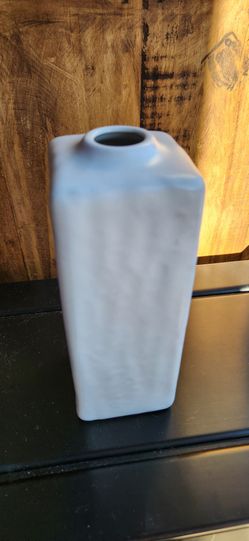 Vintage Mid-Century Matte White Bark Bud Vase - Chapel Estate