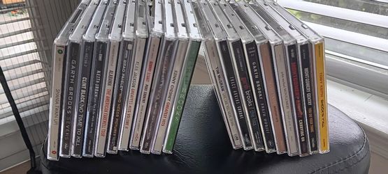 20 Country Music Cd's