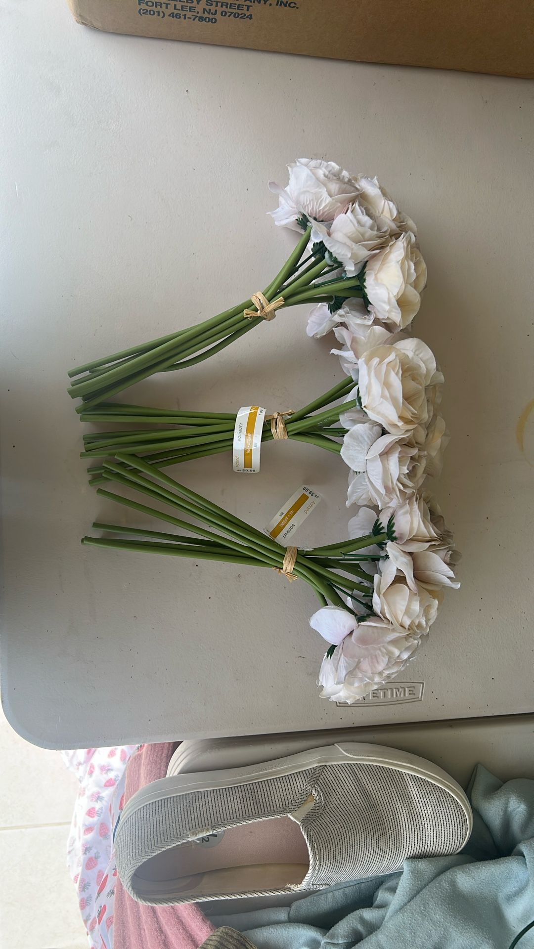 Floral Bunches NWT Neutral Color