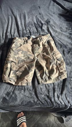 Men’s Camo Cargo Shorts 