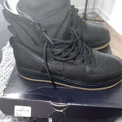 Af1 Sf Blk/gum Bottom Size 9.5