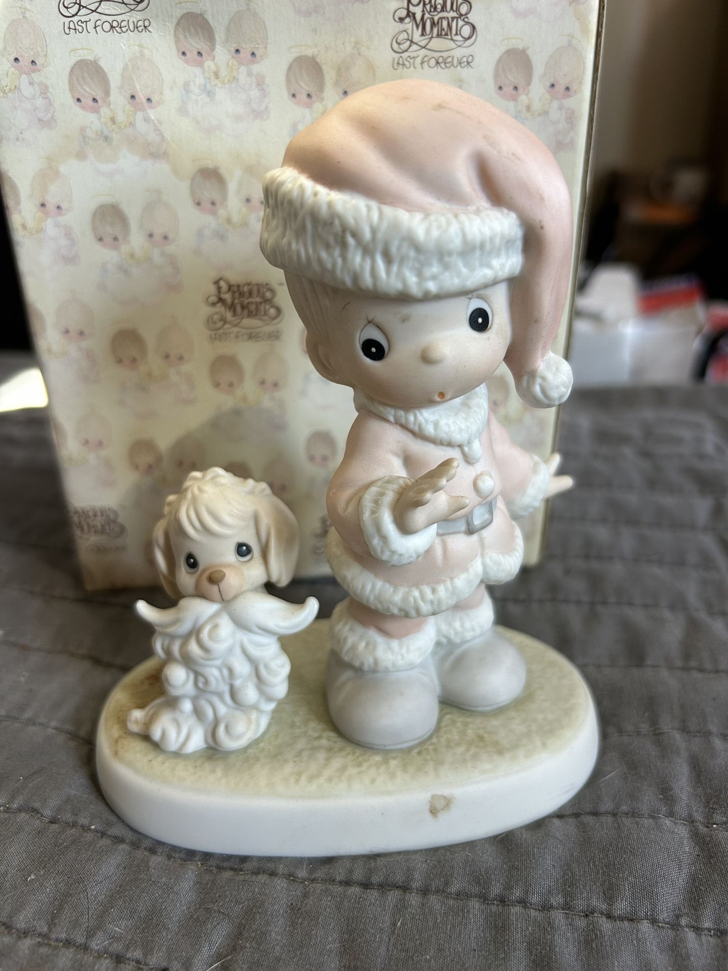 Collectible Precious Moments Christmas Figurine. Great Condition!