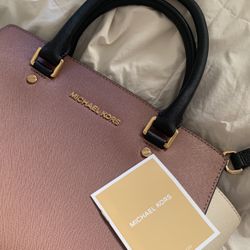 MICHAEL KORS