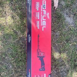 Milwaukee M12