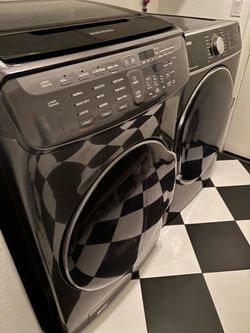 Black Samsung washer/dryer set