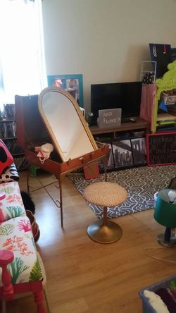 Vintage Suitcase vanity