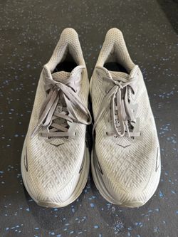 Hoka Clifton Size 9