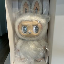 THE MONSTERS - ANGEL IN CLOUDS Vinyl Face Doll Labubu