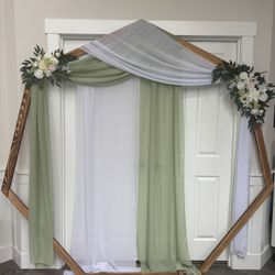 Hexagonal Wedding Arch Wood 7ft