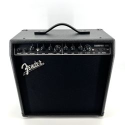 Fender Champion 50XL 50-watt, 2-channel solid-state combo amplifier