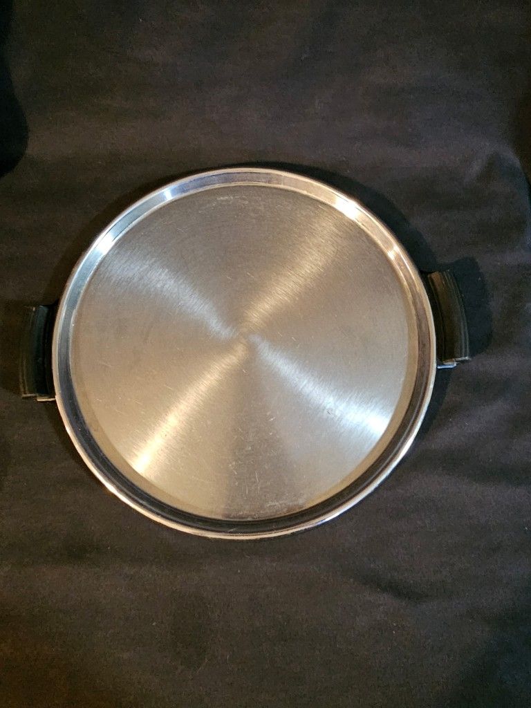 Stainless Steel Round COFFEE TRAY 12.5" Wide Excellent Vintage Condition This Stainless Steel Round Coffee Tray is a stylish and practical addition to