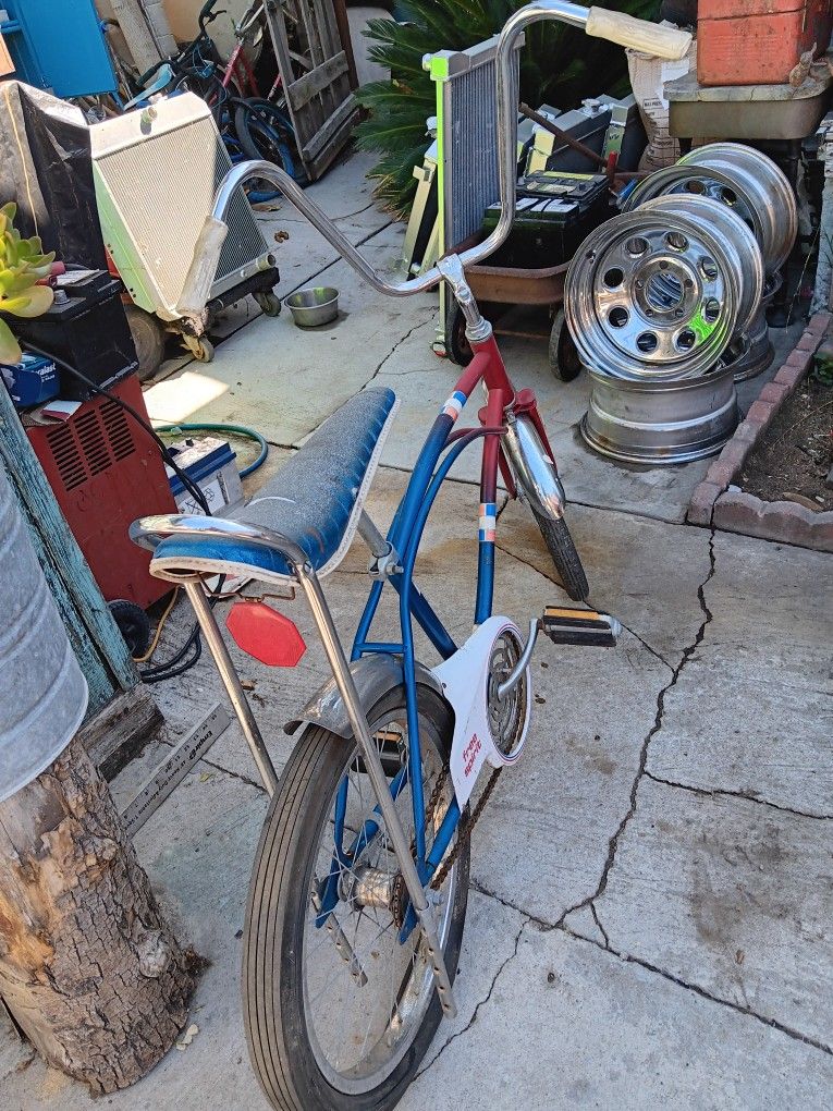 VINTAGE SEARS/ ROEBUCK FREE SPIRIT BICYCLES!!! 750$ TAKES BOTH!