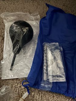 Syringe / water bulb