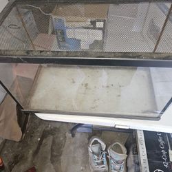 Pet Tank With Lid