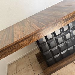 Brown & Black Dinner Table 