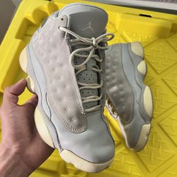 Air Jordan 13 Retro GS “Wolf Grey”  Size 6Y White/Grey Preowned OG Nike Sneakers