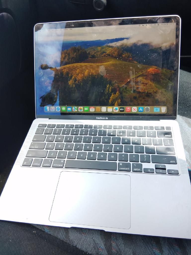 Apple Mac Book Air A2337
