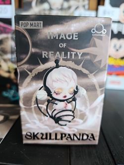 POPMART Skullpanda Image Of Reality