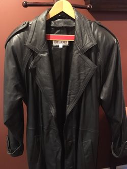 Men’s full length leather coat. Size small